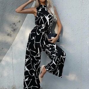 Stylish Monochrome Patterned Jumpsuit